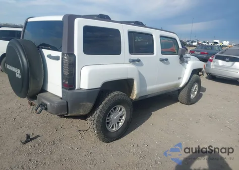 2006 Hummer H3 Suv z USA, uszkodzony, nr VIN 5GTDN136568106035